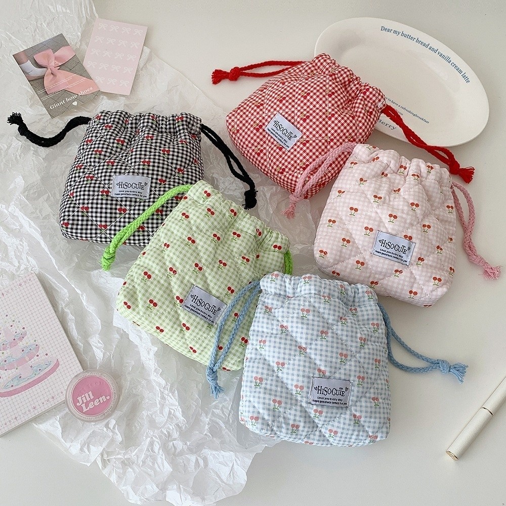 New Cherry Drawstring Pouch Mu - đánh giá và giá Cosmetic Bags